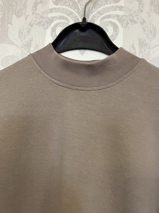 Толстовка RESERVED