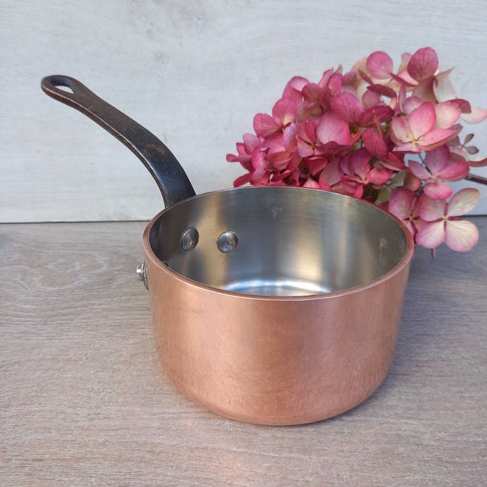 Profesjonalny miedziany rondel poj. 0,7 l. - grube dno 3mm - sygnowany