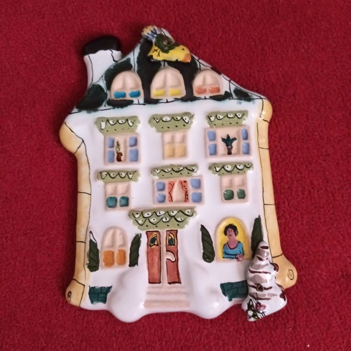 Śliczny domek porcelana z galerii sztuki CUDO