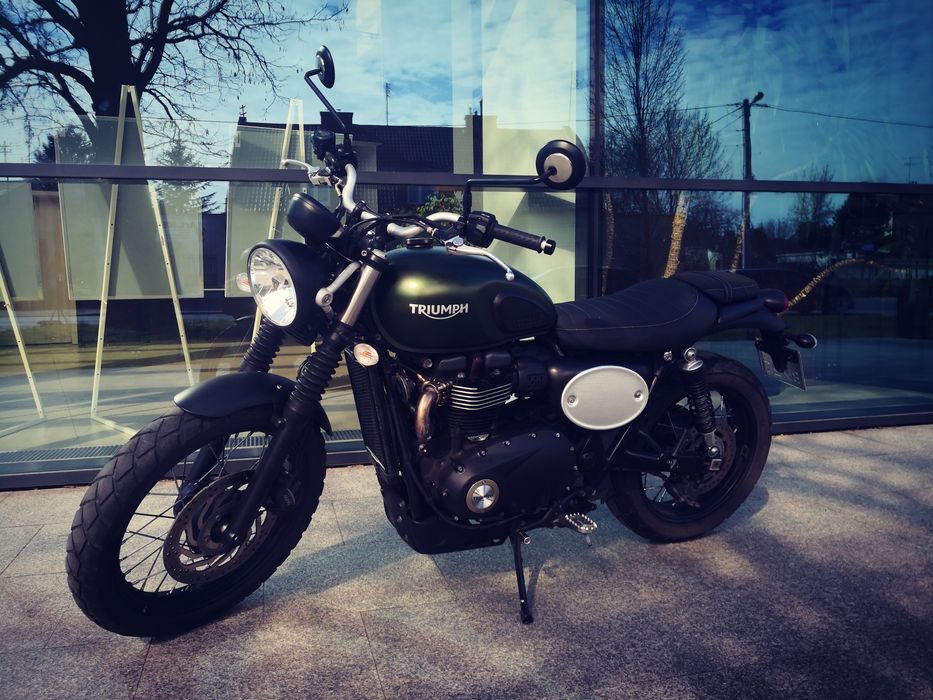 Triumph Street Scrambler 900 Bonneville T100 T120  xc xe