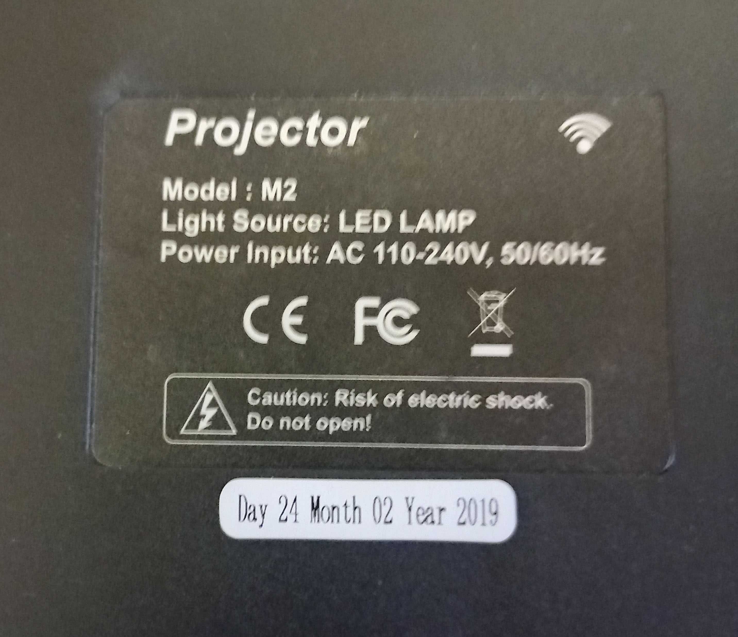 Продам проектор М2 LED