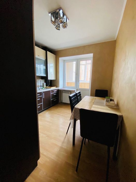 Подобово квартира в центрі