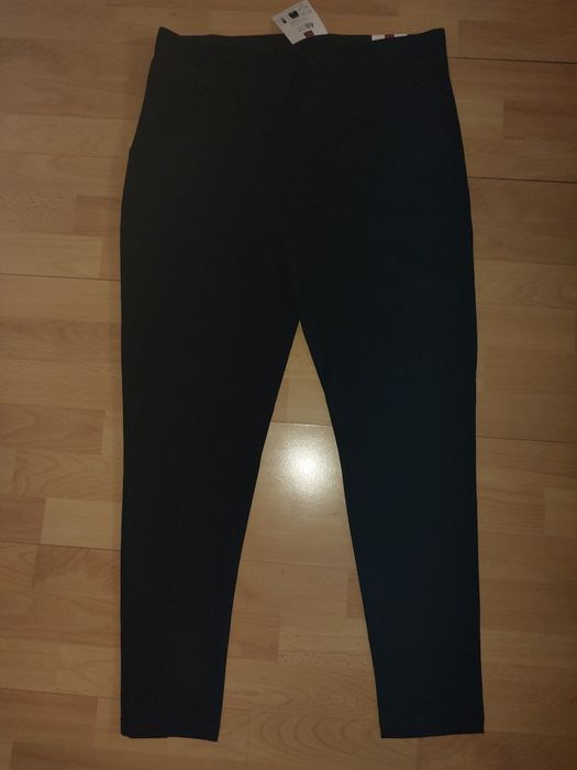 Nowe spodnie damskie 46 / 48 eleganckie dzianina czarne