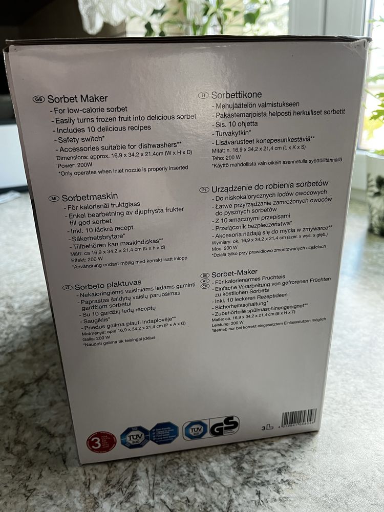 Urzadzenie do robienia sorbetów lodów