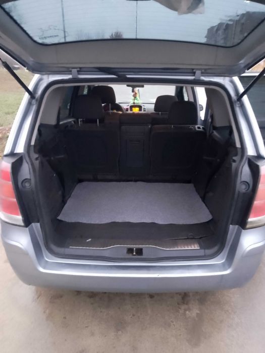 продам Opel Zafira B