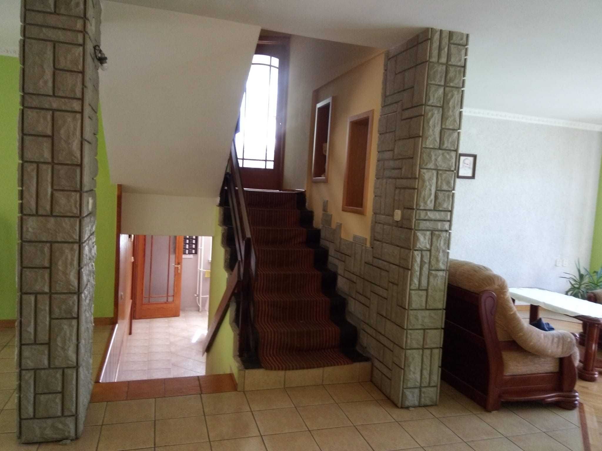 dom jednorodzinny blisko lasu