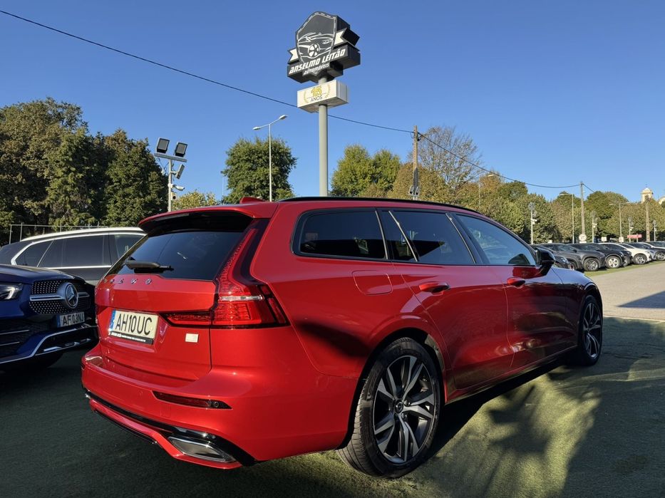 Volvo V60 2.0 T6 AWD TE R-Design
