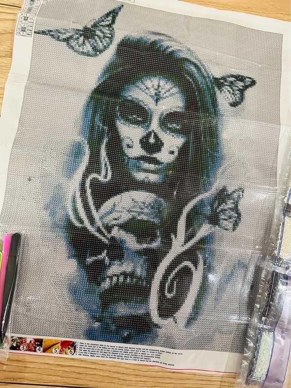 Diamond Painting duży obraz kobieta z czaszka