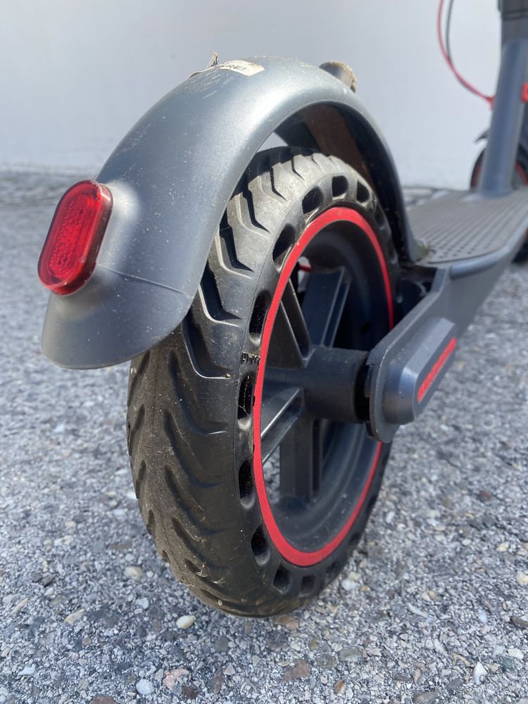 Trotinete elétrica semi novo