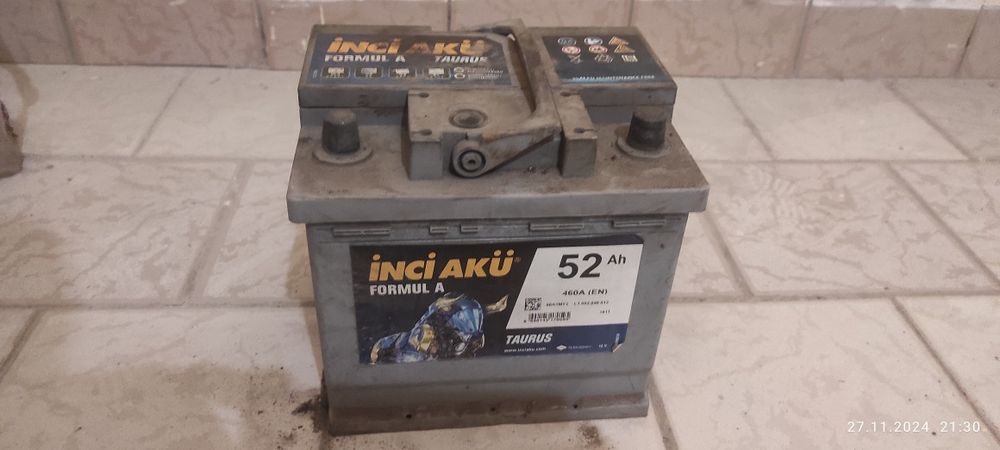 Аккумулятор автомобильный б.у. 12 B, 50 А·ч, пусковой 520A

Продам б.у