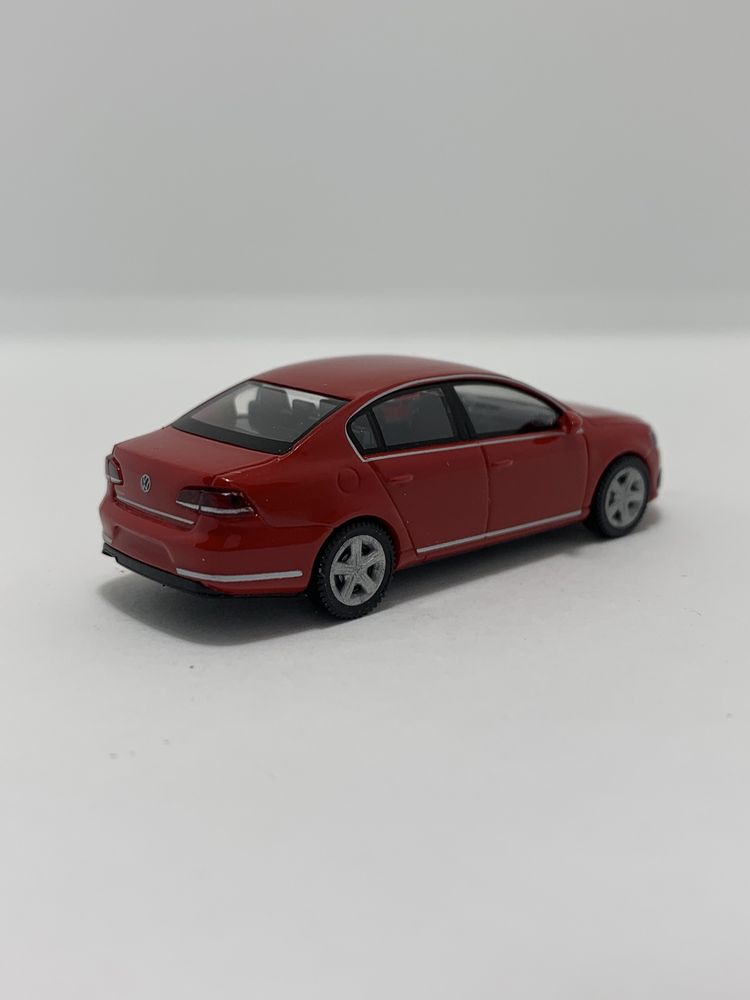 Volkswagen Passat da Wiking escala 1/87