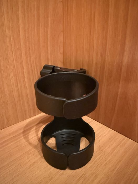 Універсальний підстаканник для коляски, що обертається на 360°