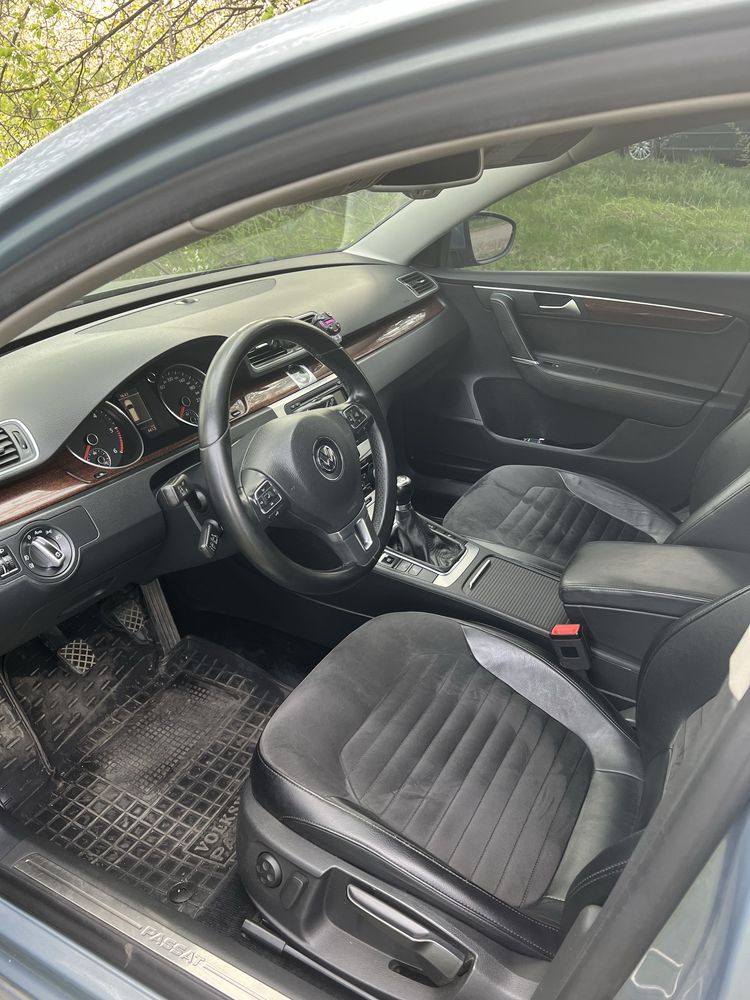 Продажа легкового авто пассат b7