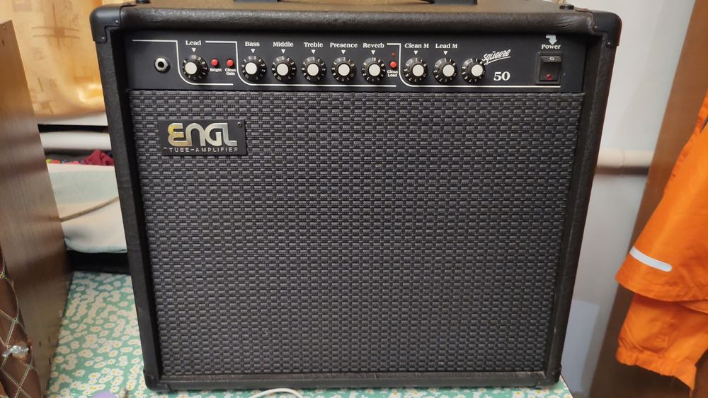 Engl Squeeze 50 Germany Ламповий комбо Підсилювач Celestion 8 ом 6L6GC