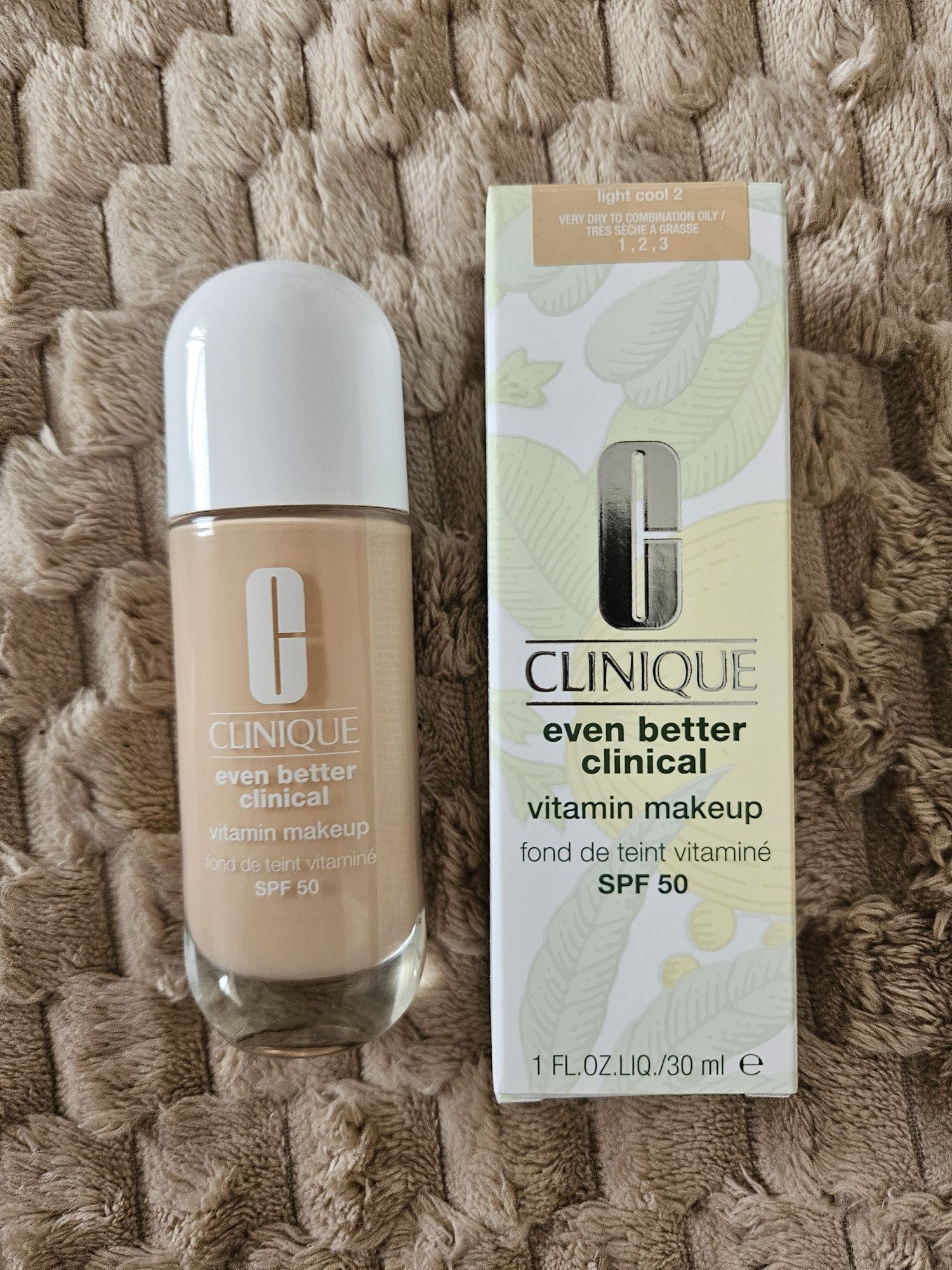 Podklad Clinique Even Better Clinical spf 50 Light cool 2