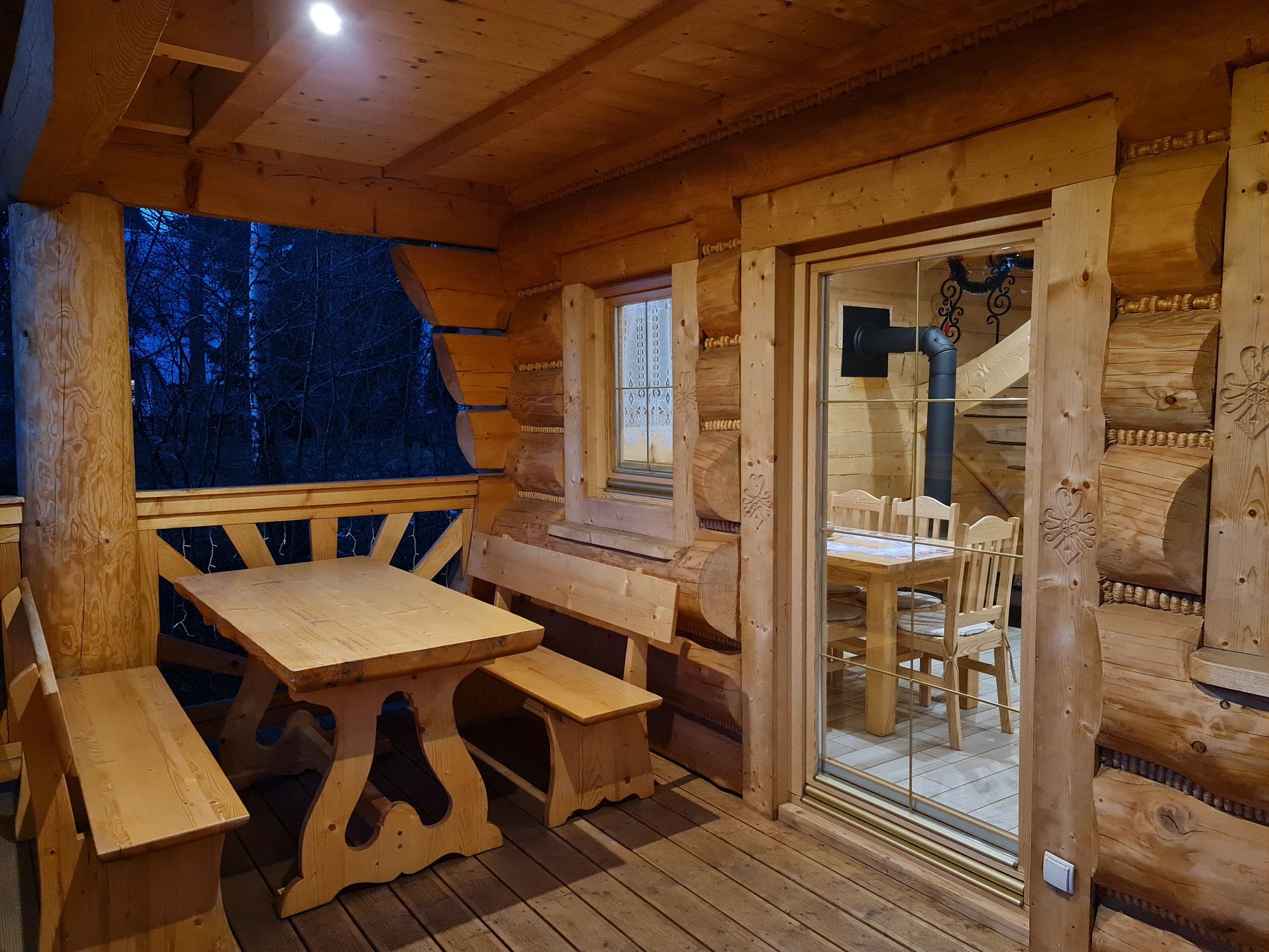 Domki z kominkiem i widokiem na góry Pokoje Noclegi w górach Sauna Spa
