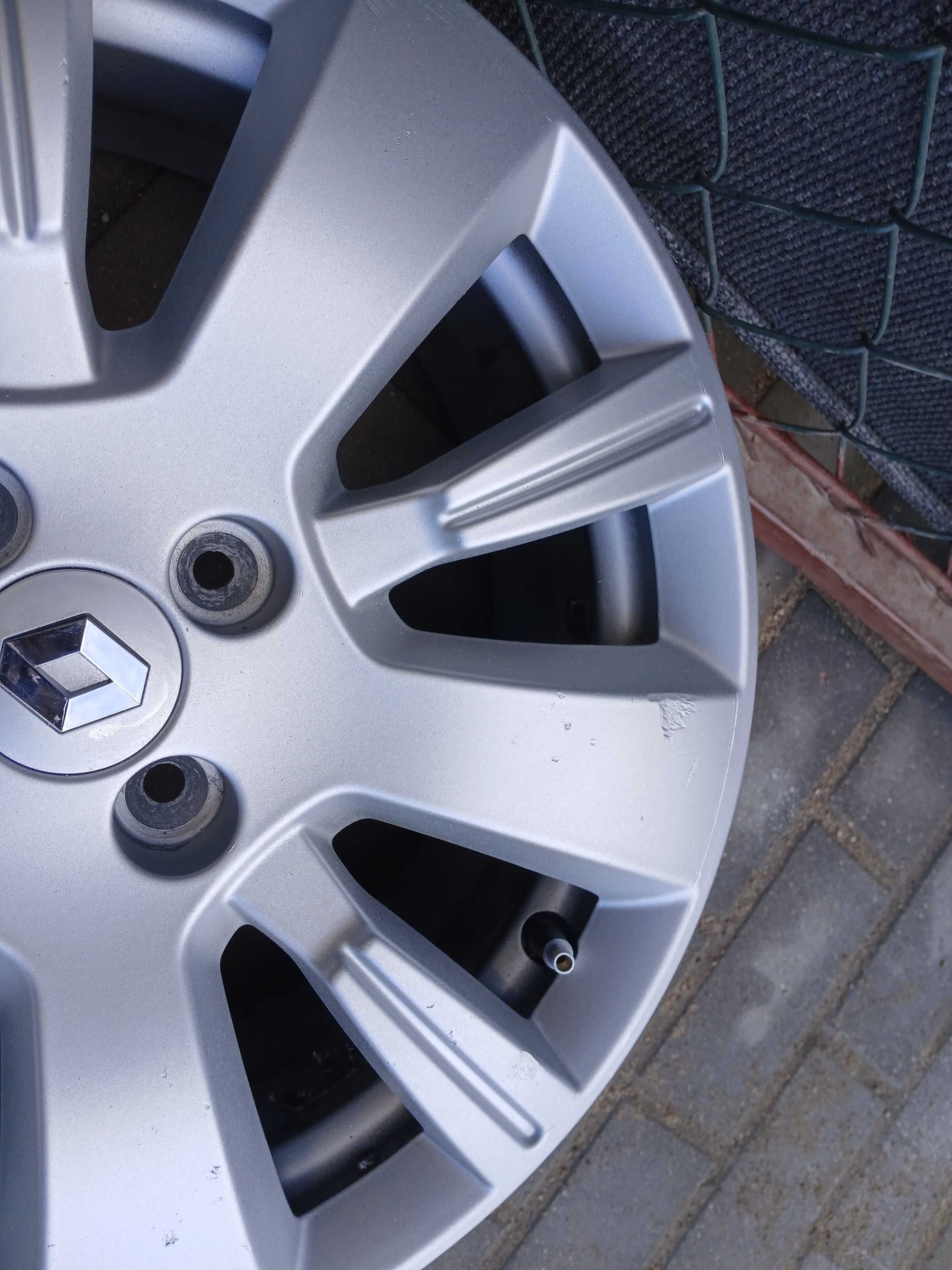 4x felgi 16 4x100 Renault Captur Clio Scenic Dacia Dokker Sandero