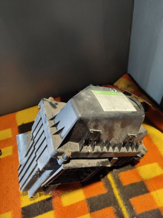 Filtr powietrza obudowa filtra powietrza citroen C5 2005 2,0 hdi