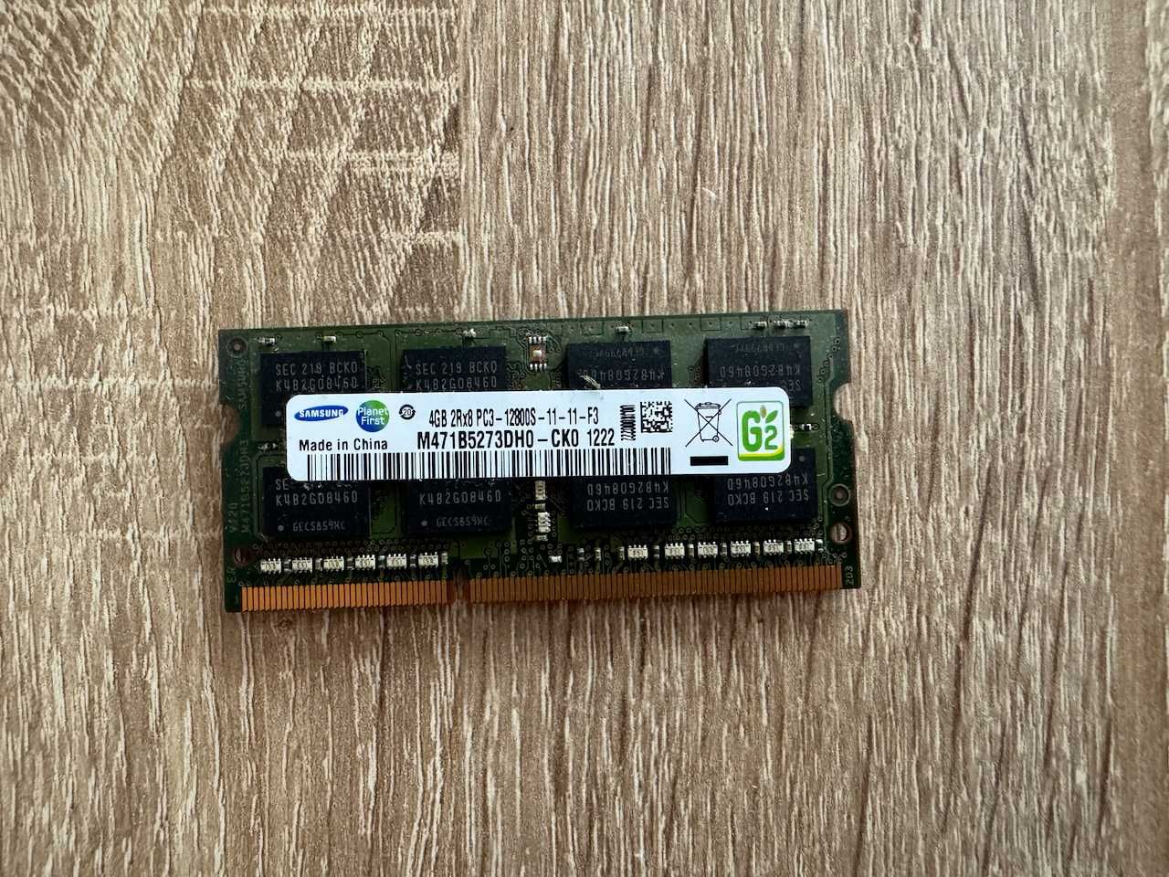 Pamięć RAM 4 GB DDR3 1600 MHz SO-DIMM Samsung
