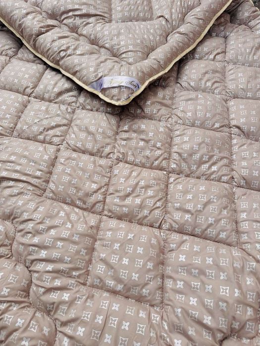 Ковдра тепла овчина двоспальна 1,80 на 2,15 см