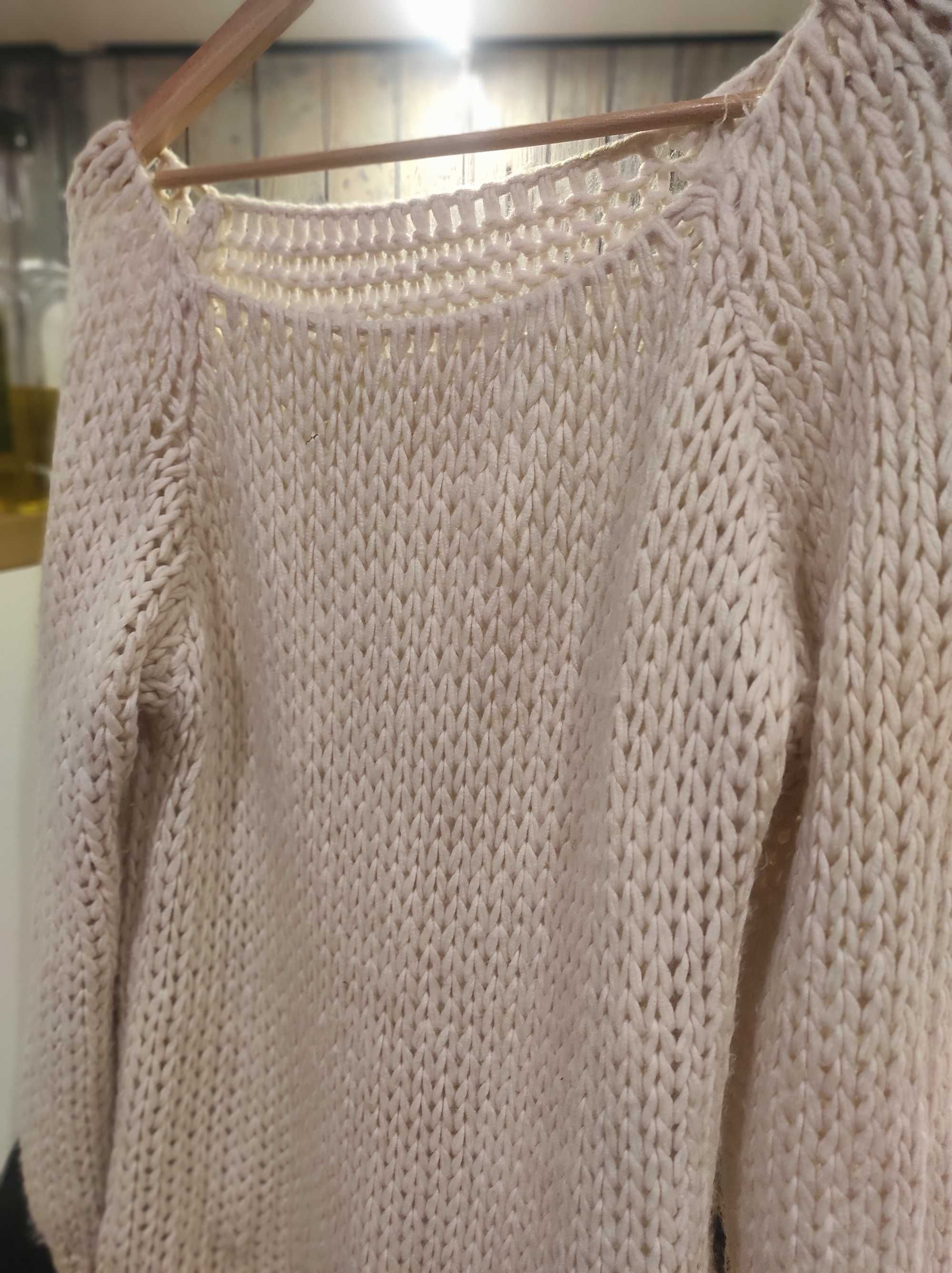 Włoski kremowy sweter damski gruby splot rozmiar uniwersalny S/M/L
