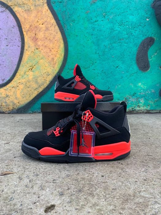 Кросівки чоловічі та жіночі Nike Air Jordan 4 Retro. 36-45 розміри