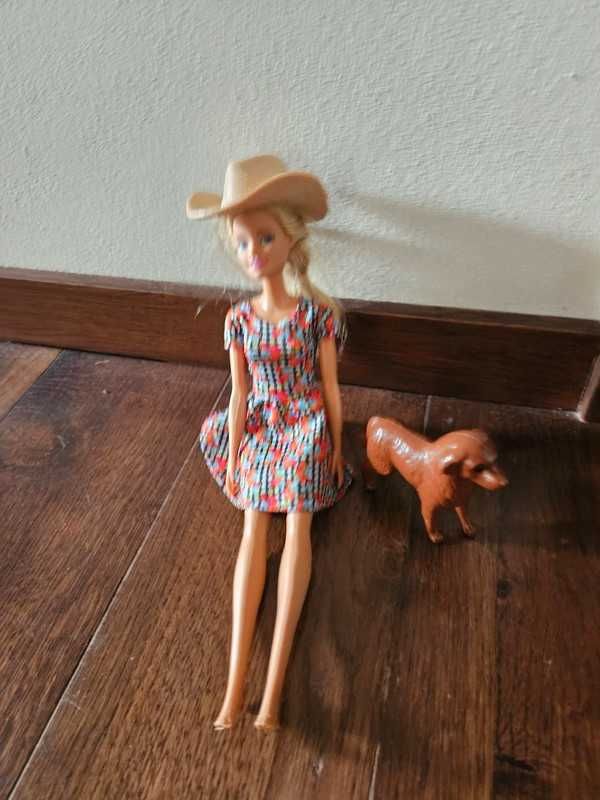 Duży samochód farmerski Barbie + lalka