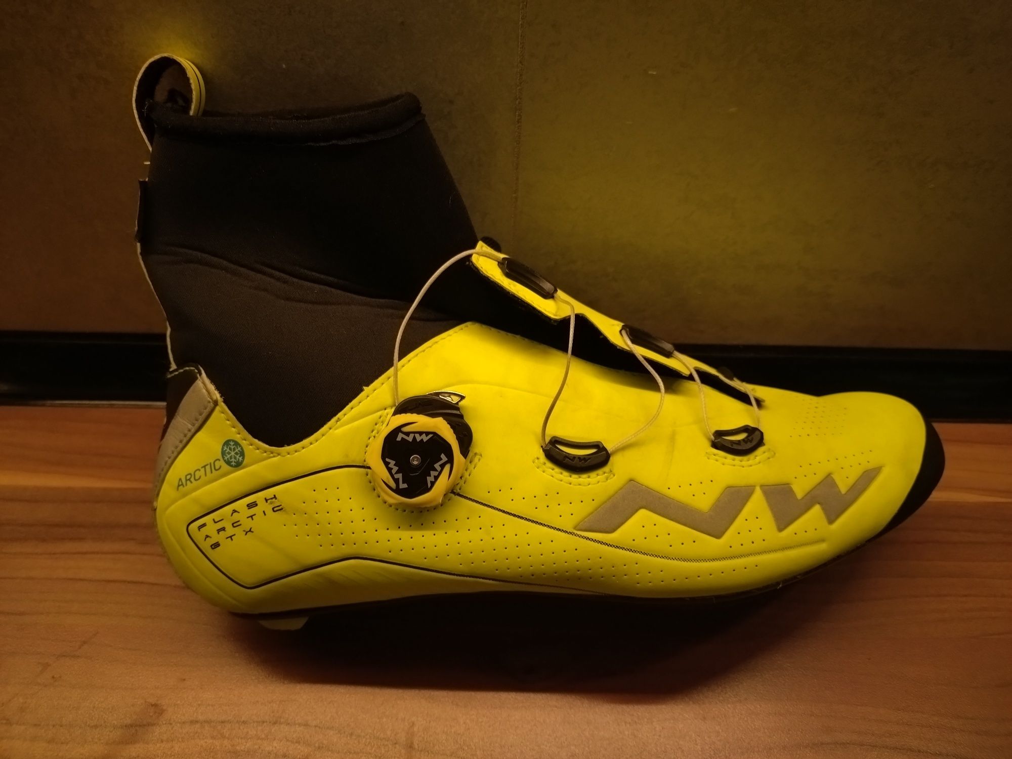 Northwave Flash Arctic GTX - buty rowerowe zimowe r42 SPD-SL