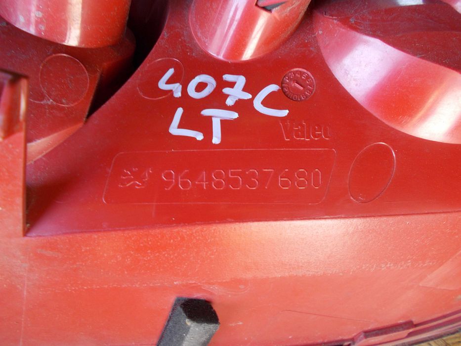 peugeot 407 coupe 2.7 hdi 05r lampa tył tylna lewa prawa