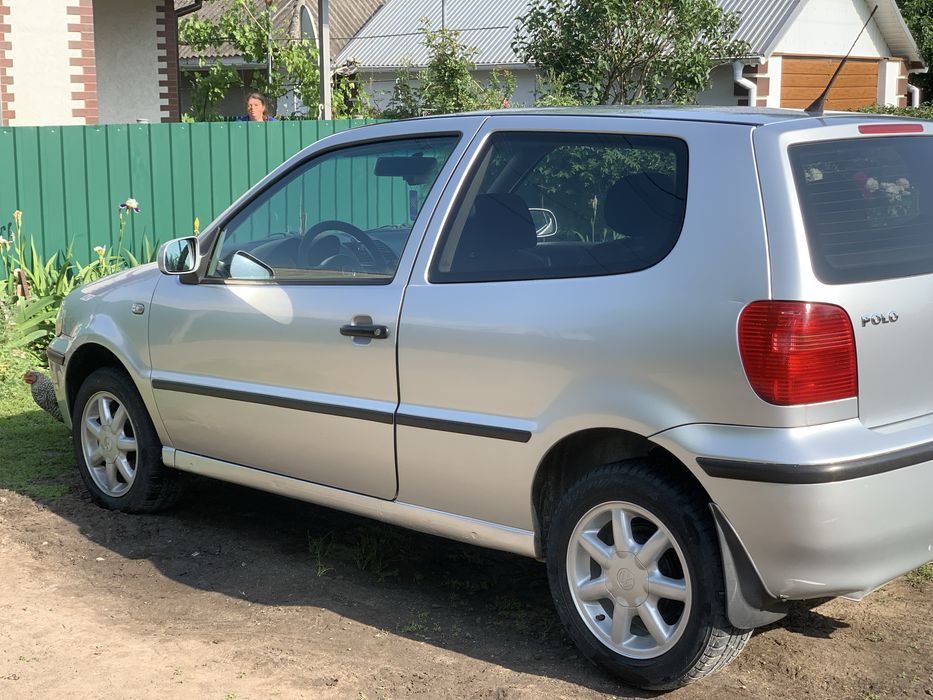 Volkswagen Polo 1.0 газ/бензин 2000