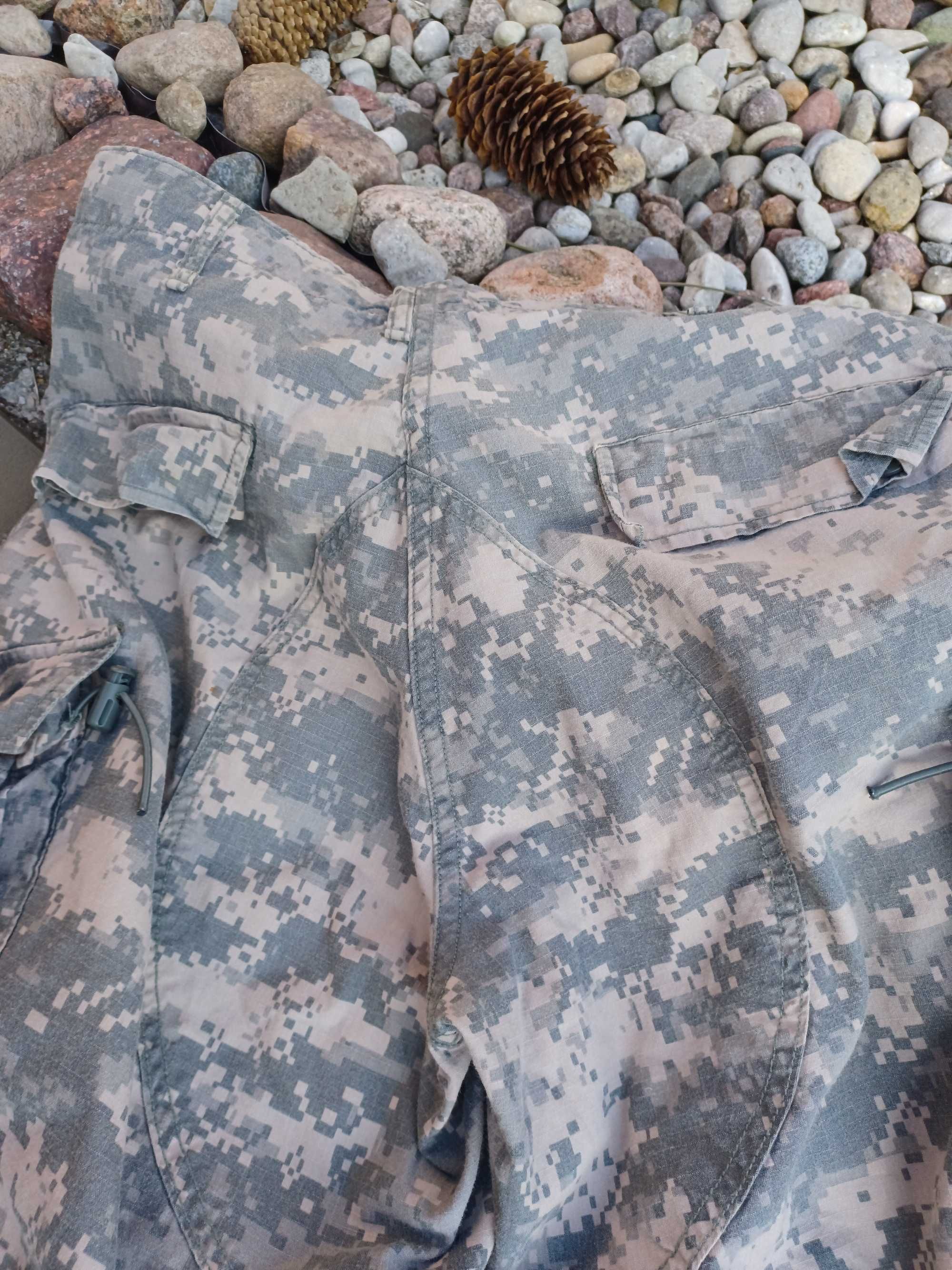 Spodnie wojskowe US Army UCP M/R
