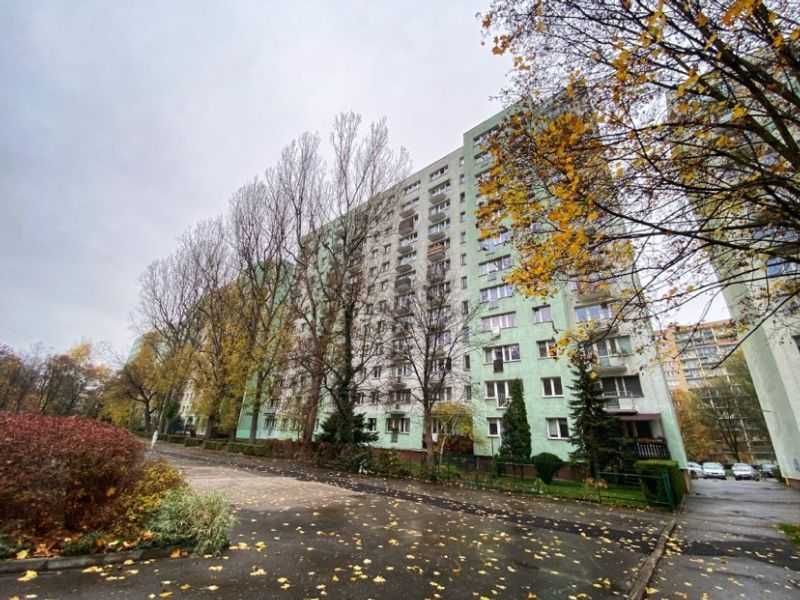 Pokój 6 m2  w mieszkaniu 4 pok. - Mokotów Stegny Barcelońska