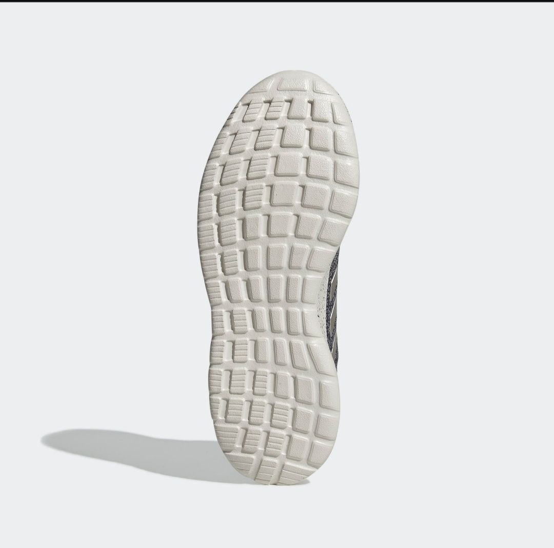 Adidas кросівки 24 устілка жіночі