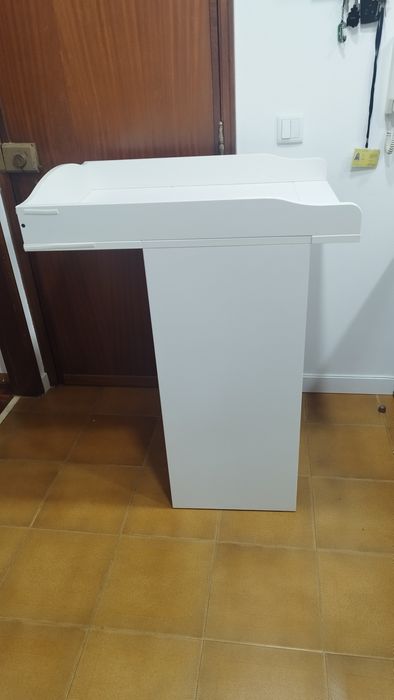 Trocador/estante e Muda-Frauldas