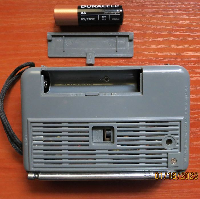 Маленький радіоприймач