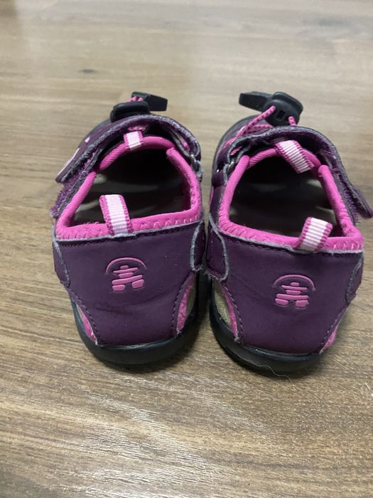 Босоніжки, сандалі, взуття Kamik р 27,