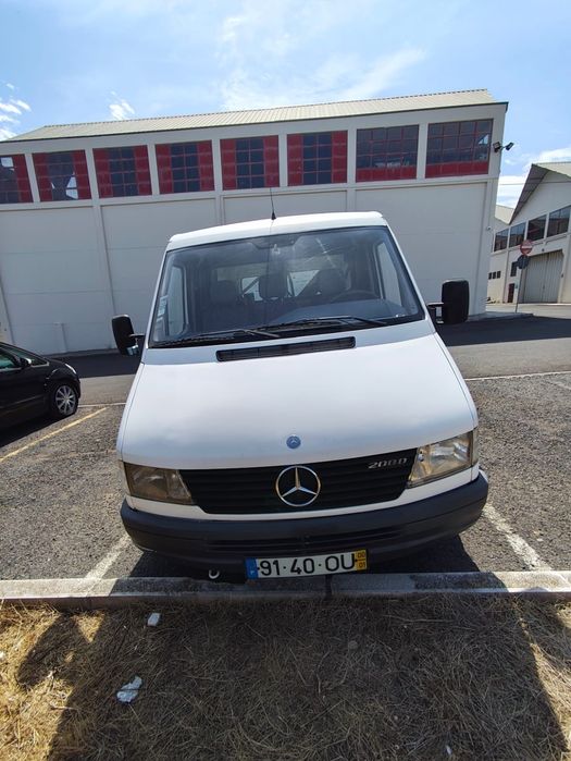 Mercedes-Benz Sprinter 200D 2.3 Diesel – 2000 – Excelente estado geral