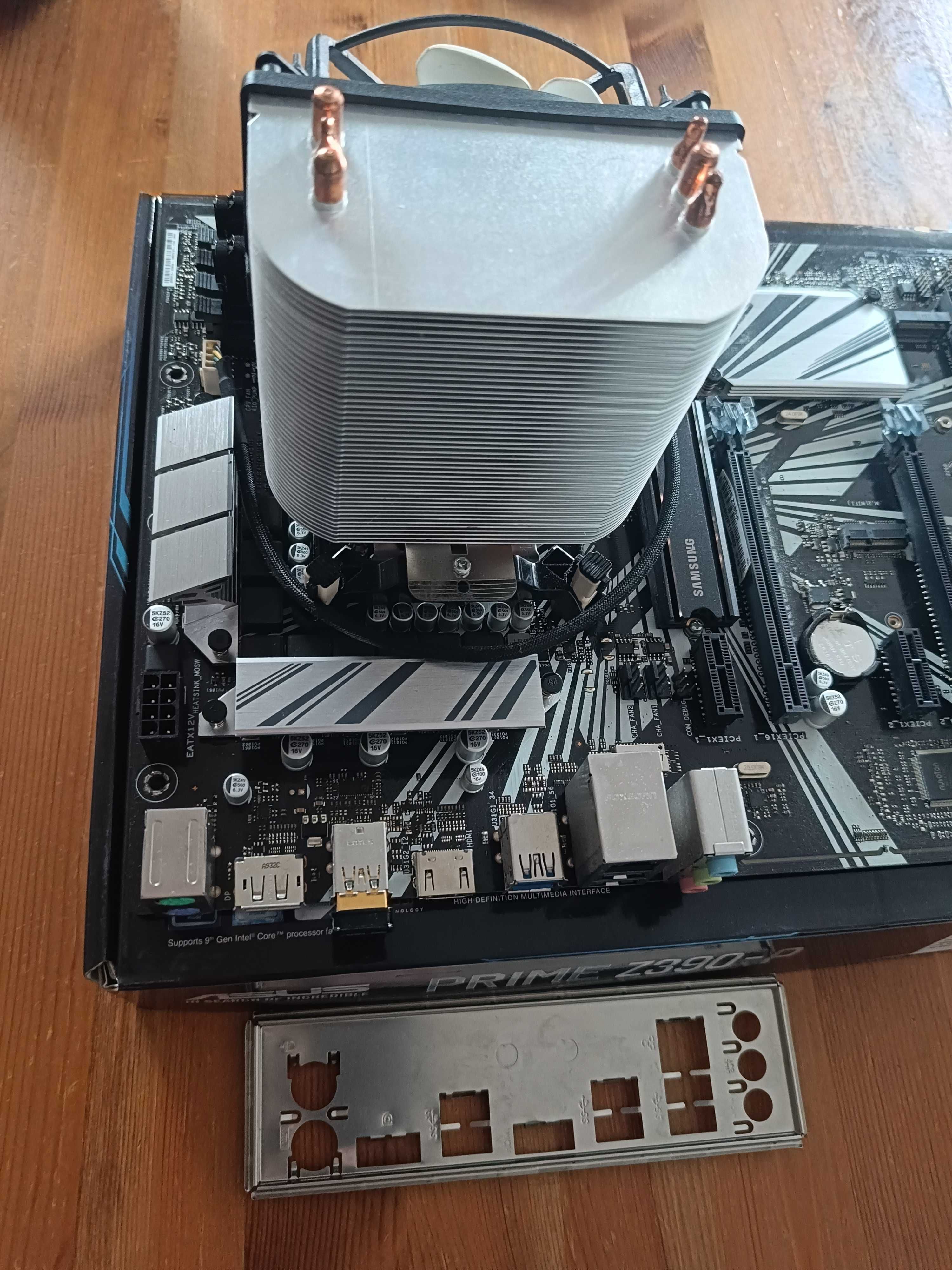 Asus PRIME Z390-P + Intel Core i5-9400F + Arctic Freezer + 16 GB DDR4