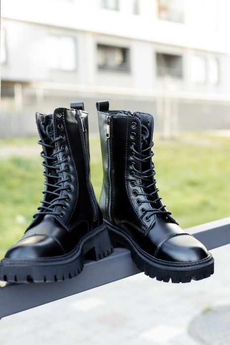 Черевики зимові жіночі (блискуча шкіра, 11 люверсів) |(23.0;23.5;24.0)