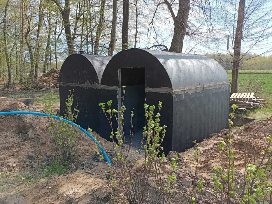 Piwnica betonowa 2x 350 ziemianka ogrodowa B30W8 drzwi schody wentylac