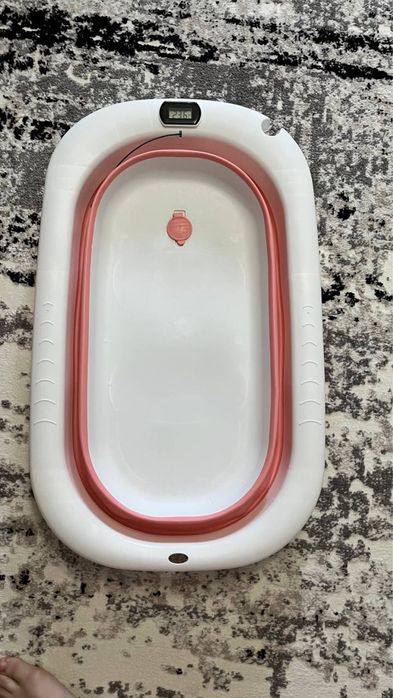 Продам ванночку для купання