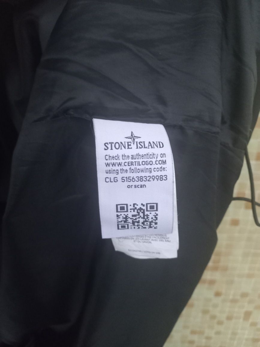 Corta vento Stone island