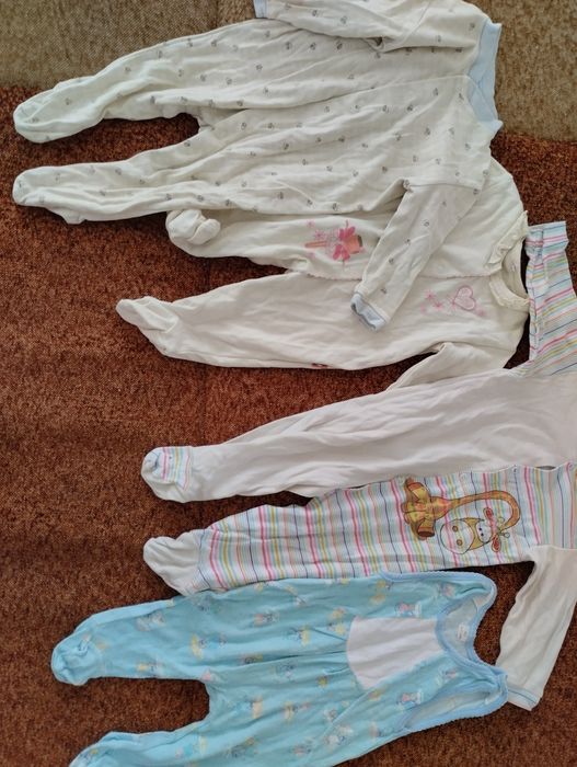 Zestaw 19 ubranek dziecięcych