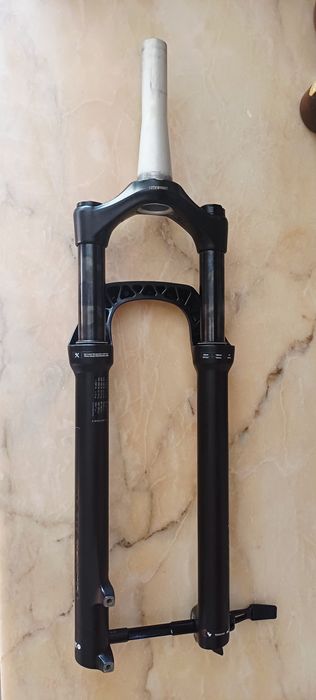 Suspensão RockShox Judy + Manipulo bloqueio com 15 km