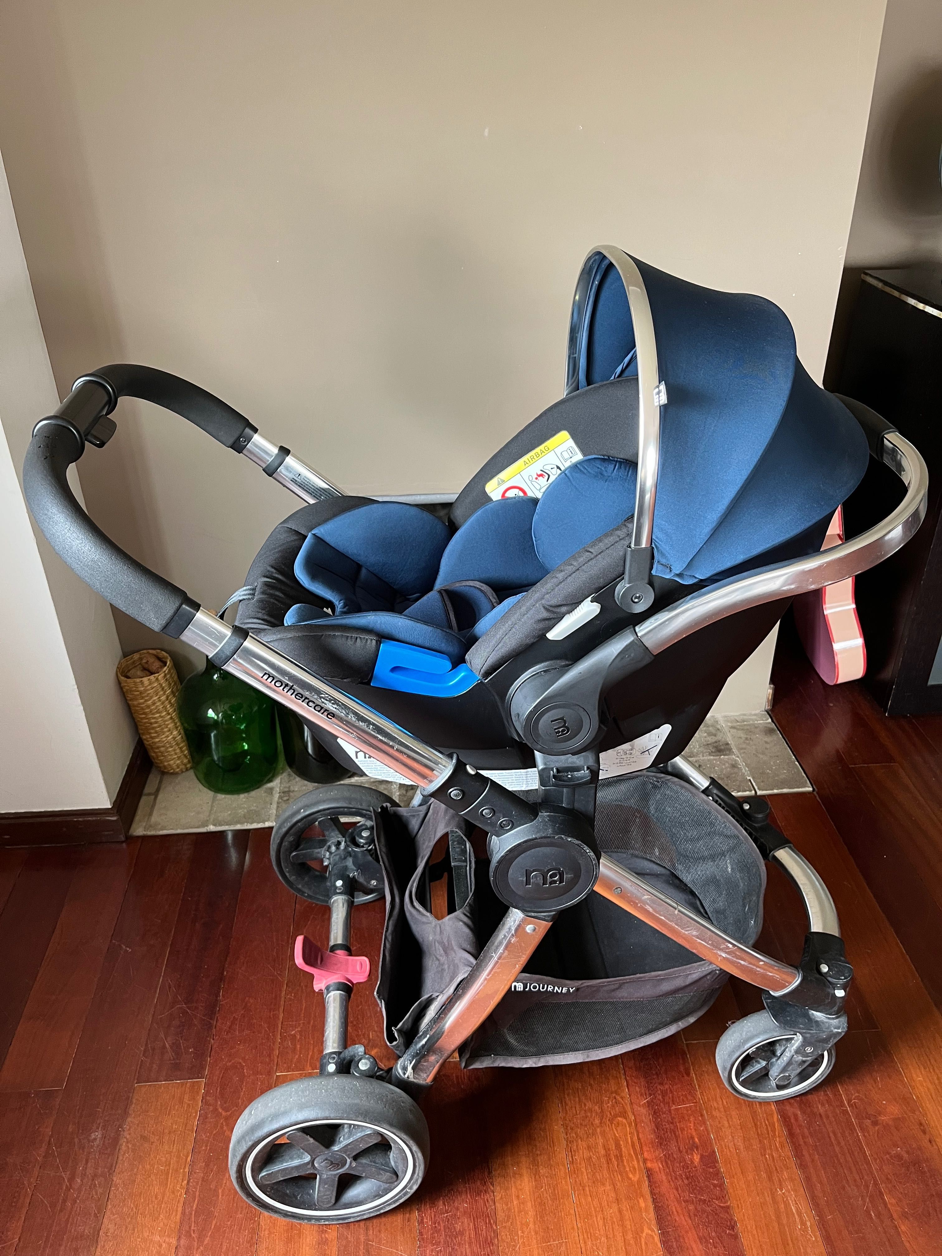 Carrinha de bebé 3 em 1 MOTHERCARE