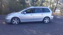 Peugeot 3071.6hdi 110cv 7 lugares de livrete