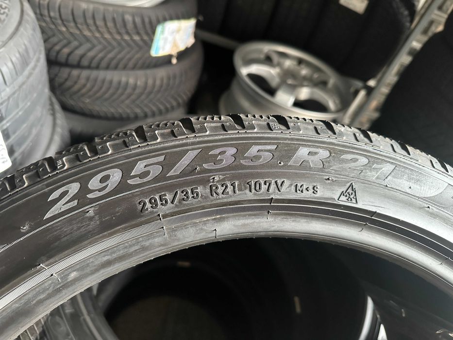 295-35 R21 107V Pirelli Scorpion Winter зима 2023
