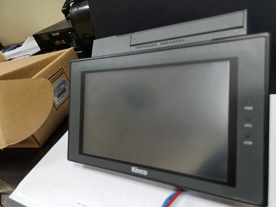 Cześći do pił panelowych okleiniarek  pneumatyka siłowniki zawory