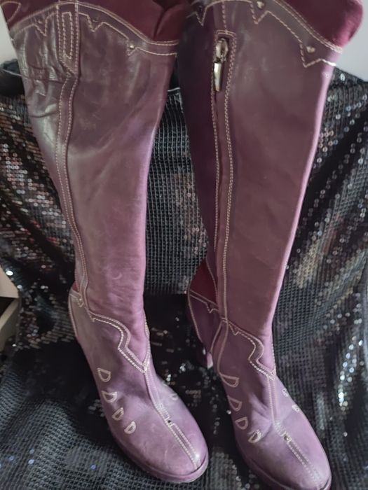 Чобітки жіночі, ексклюзивні