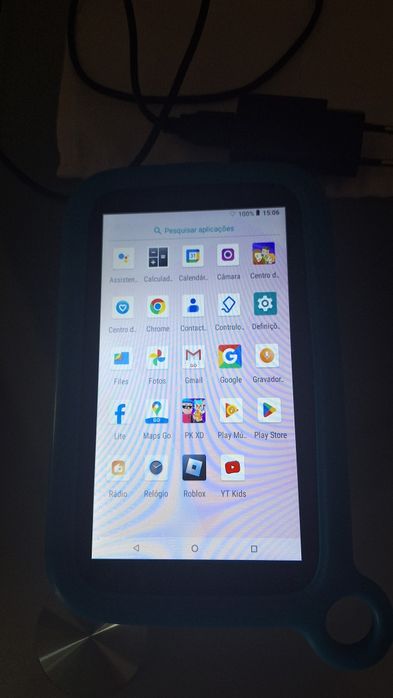 Tablet alcatel e carregador